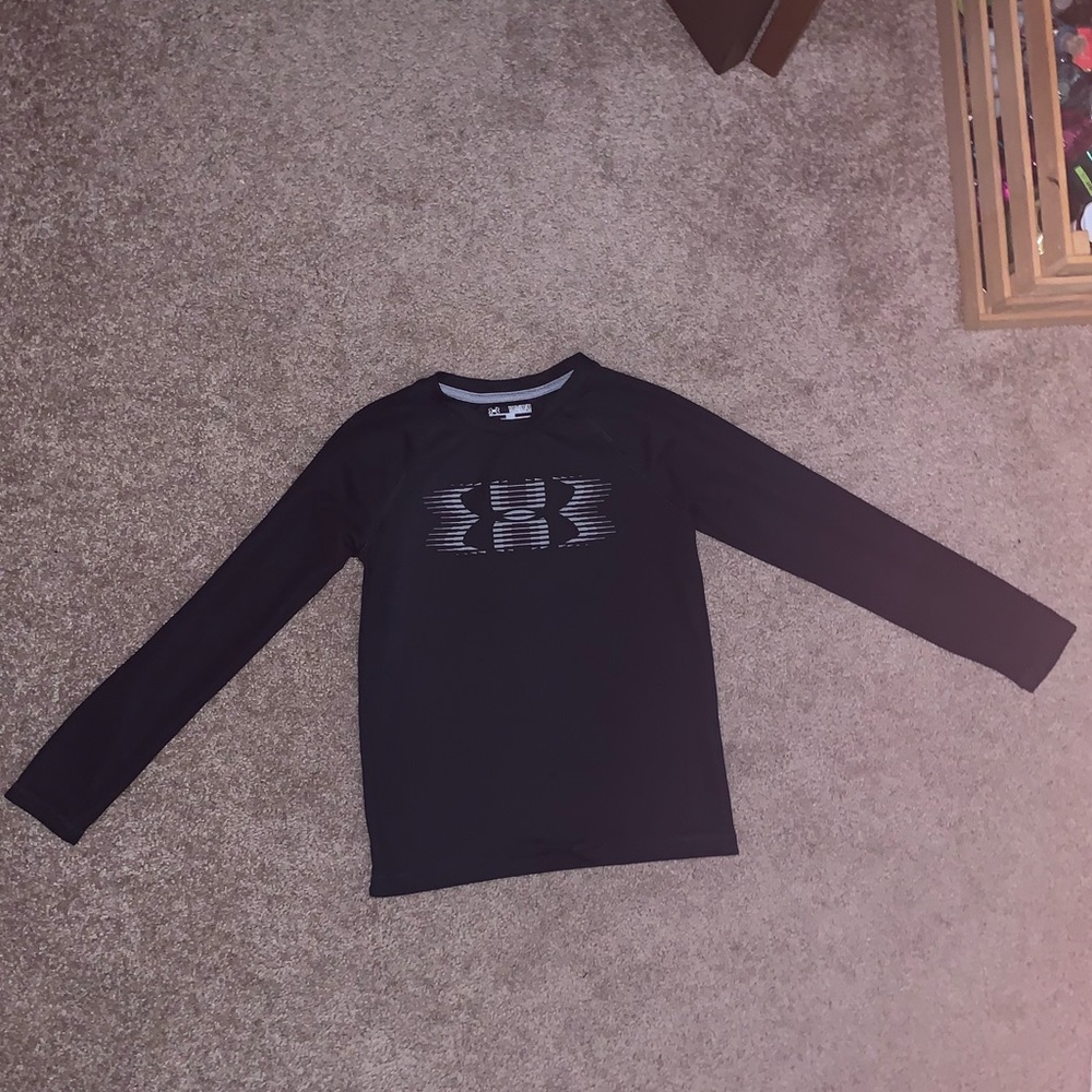 Boys under armour longsleeve t-shirt